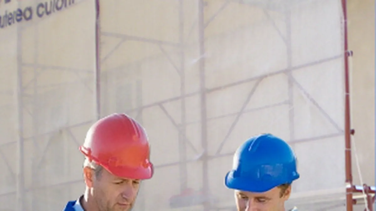 Producatorul de vopsele Kober cere insolventa firmei de constructii a lui Vasile Turcu