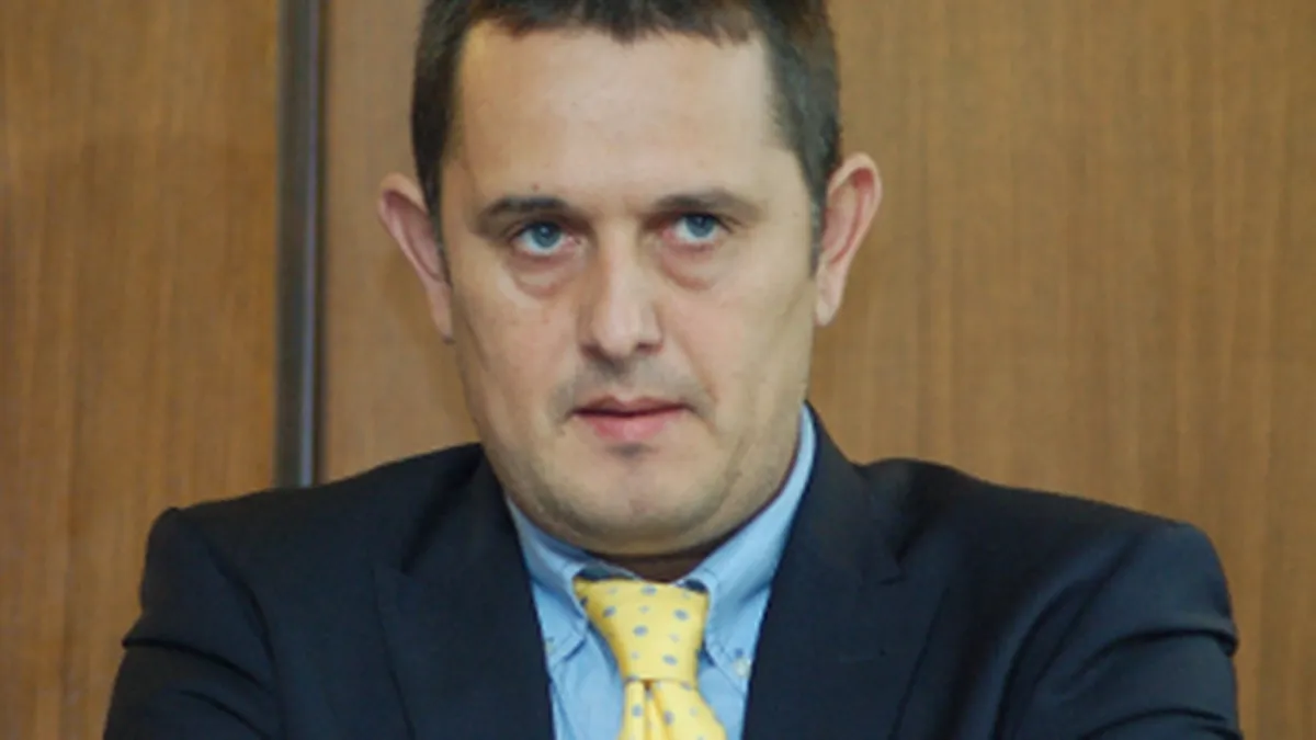 Piperea, despre eventuala mobilizare a rezervistilor: Ati merge la razboi sa aparati Chevron?