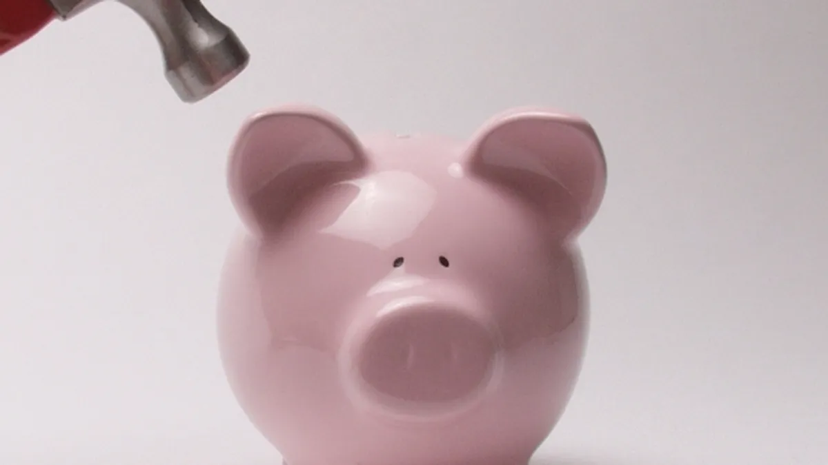 Antreprenorii, gata sa sparga pusculita de la banca: Unde se duc banii din depozite