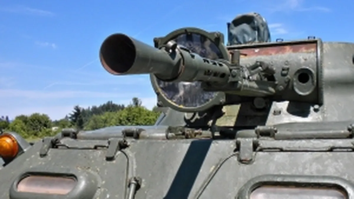 NATO: Rusia maseaza noi trupe la granita cu Ucraina si sustine in secret militantii impotriva exploatarii gazelor de sist