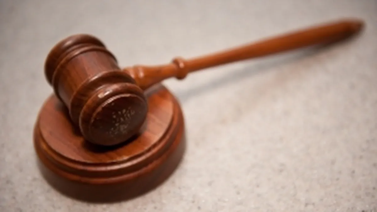 25.000 de romani concediati isi cauta dreptatea in justitie. Oltenii, in top 3 salariati procesomani