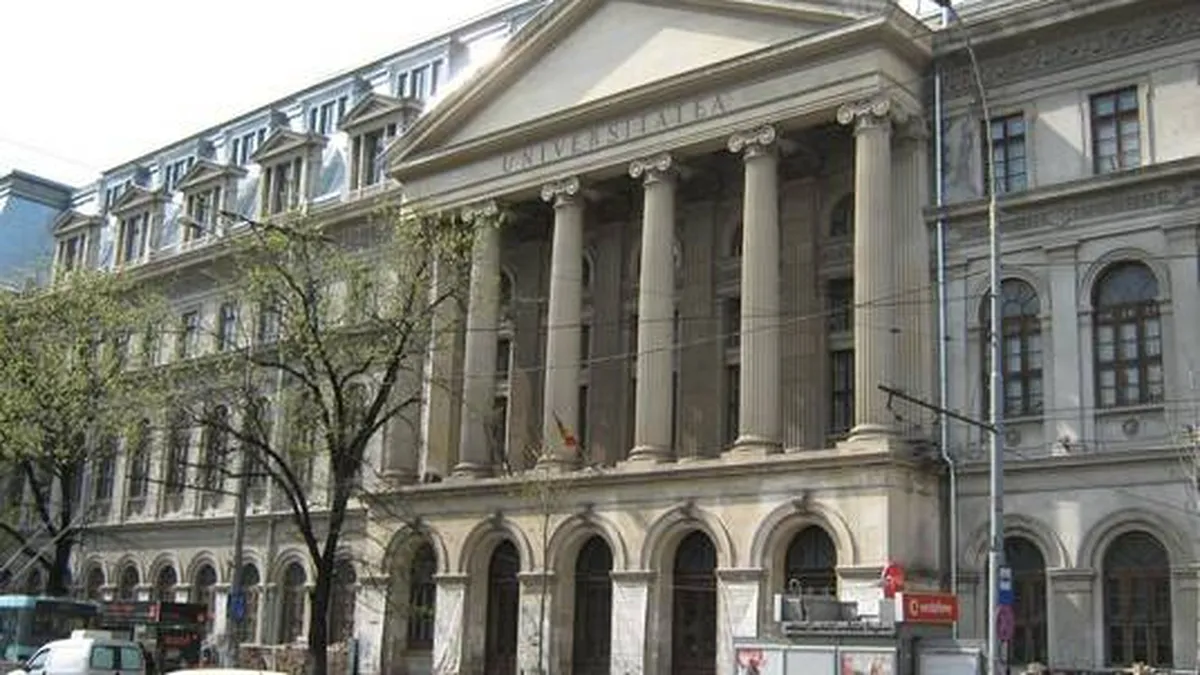 Universitatea din Bucuresti si-a luat PR pentru o campanie aniversara