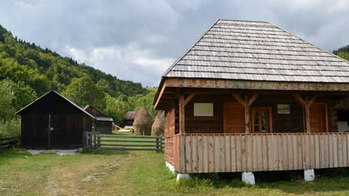 Casa in care a locuit eroina din Fefeleaga, devenita brand turistic, a fost distrusa de un incendiu