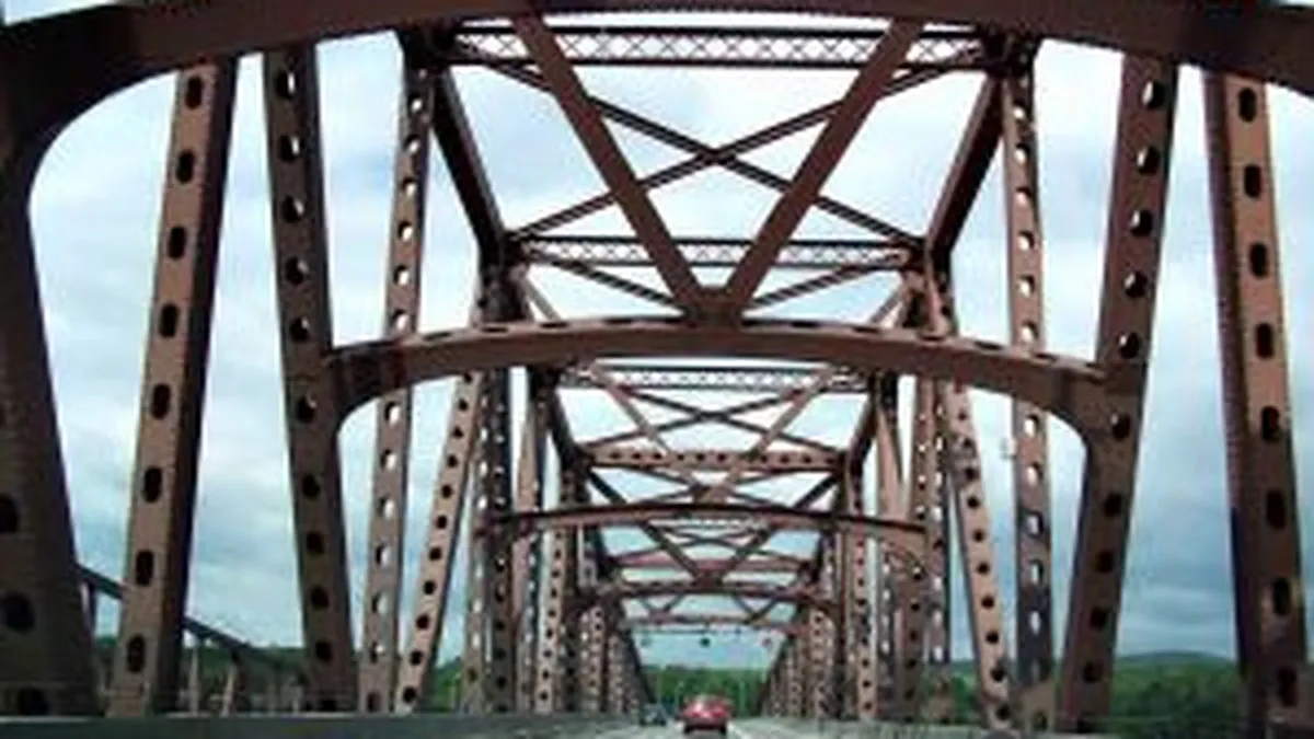 Studiu: Cheltuielile cu infrastructura in Romania vor creste cu 5% pe an pana in 2025