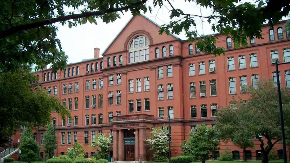 Cine si de ce a donat Universitatii Harvard 350 de milioane $
