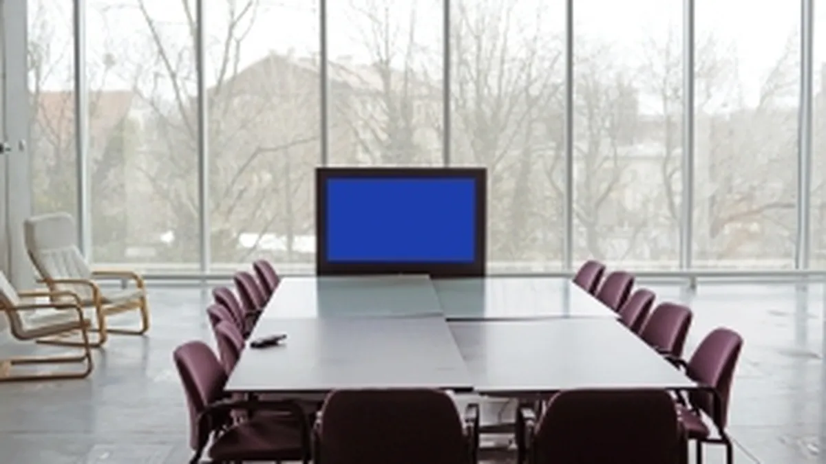 CBRE a angajat 5 studenti de la ASE si SNSPA