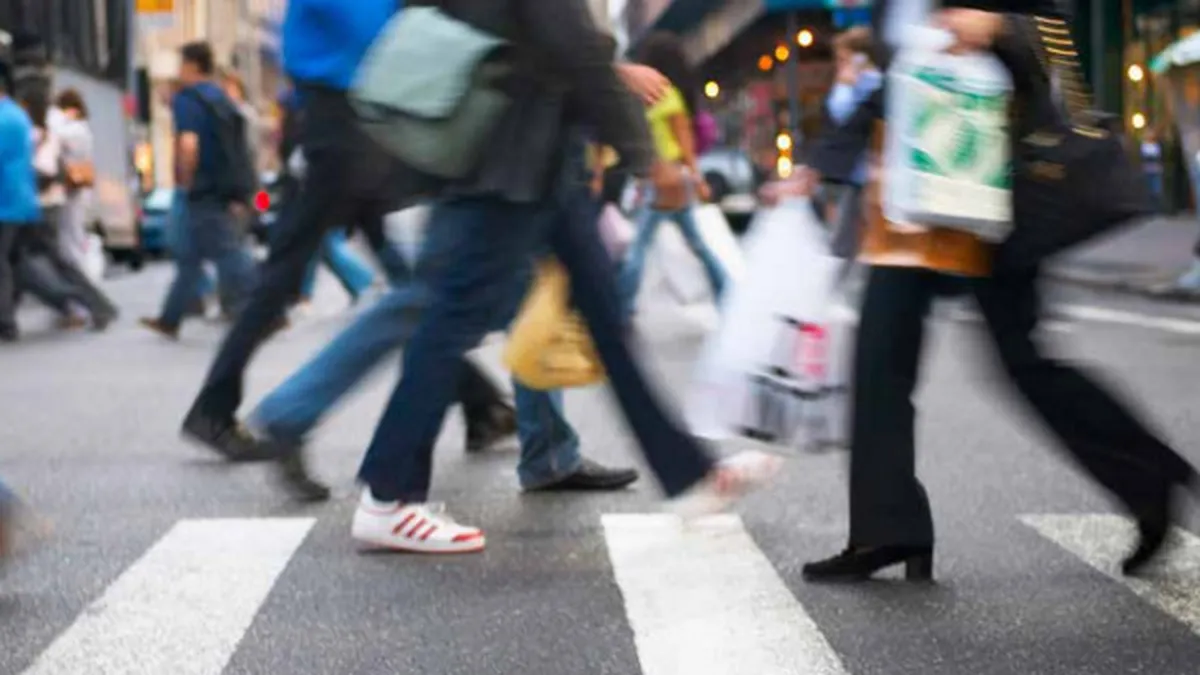 De ce au clientii mai multa incredere in supermarketuri decat in asiguratori