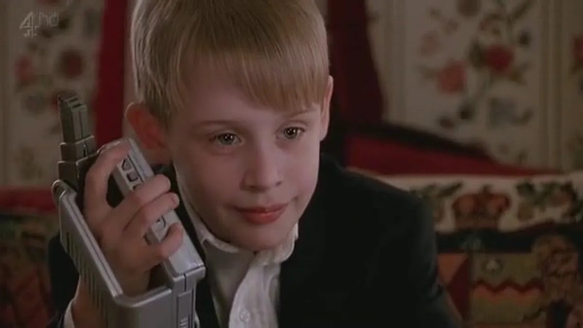 Niciun Craciun fara Singur Acasa: Cati romani se mai uita la filmul vechi de 22 de ani