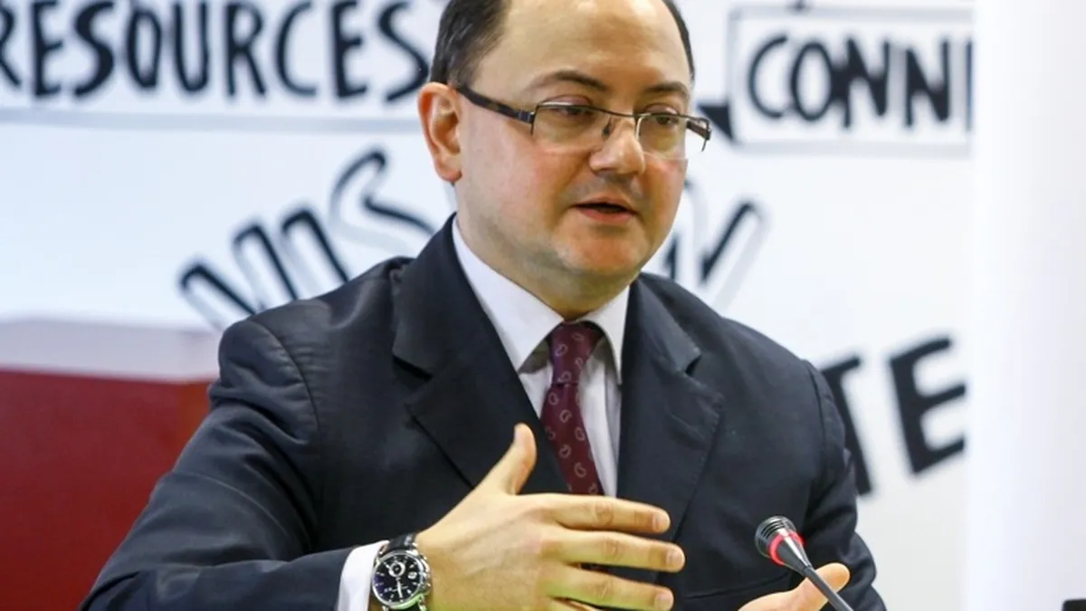 Cheltuielile pe cardurile Visa emise in Romania au depasit pragul de 20 miliarde euro in 2014