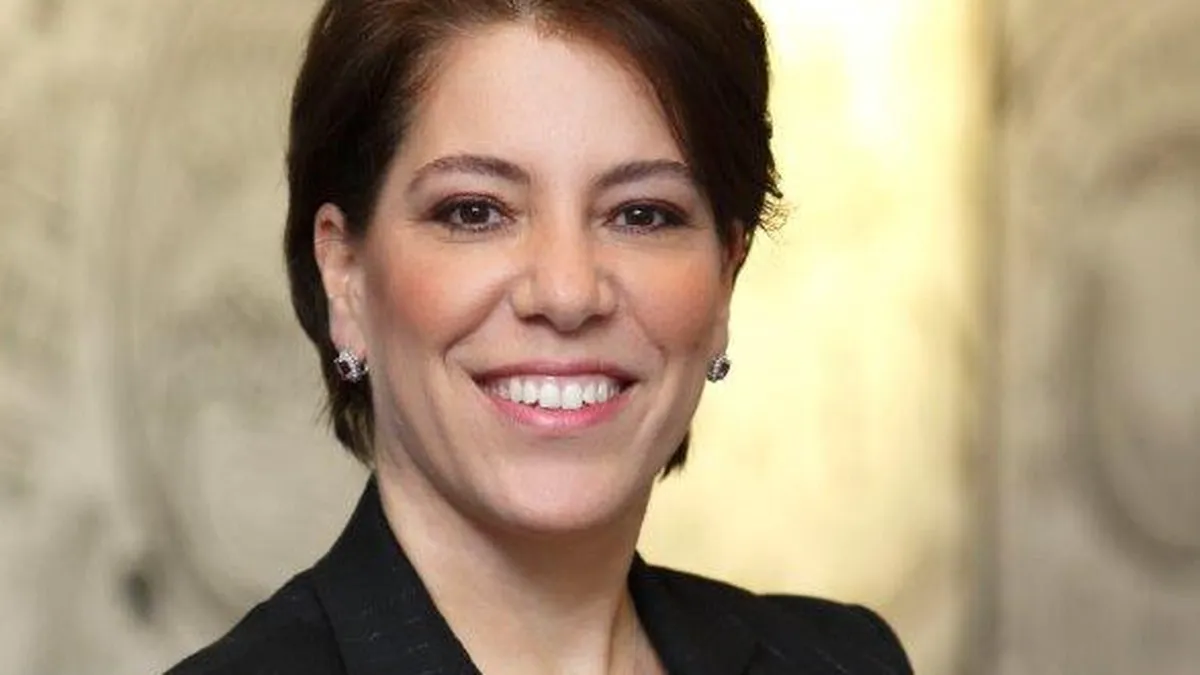 Puterea celor trei in sprijinirea antreprenorilor: guvernul, oamenii de afaceri si corporatiile