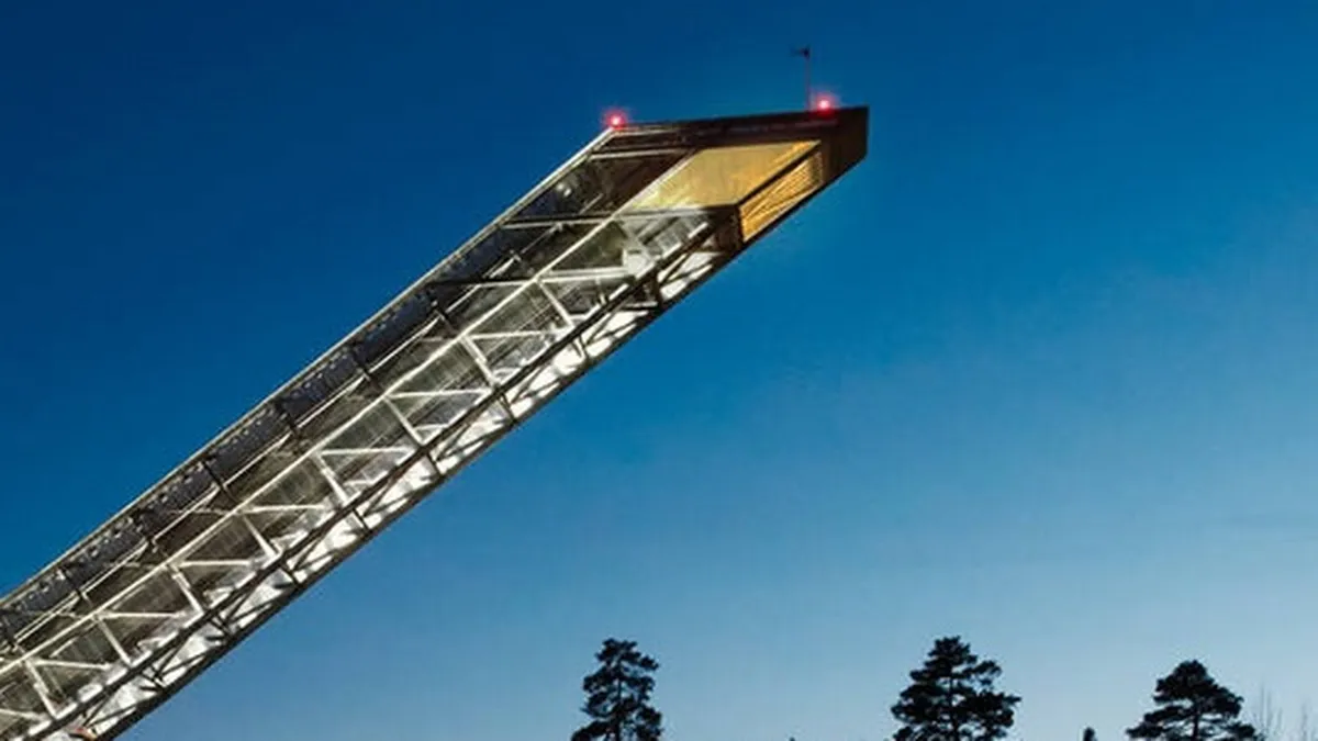 Lux, adrenalina si Aurora Boreala in acelasi loc, intr-un penthouse deasupra partiei. Cum poti sta gratis aici (Foto)