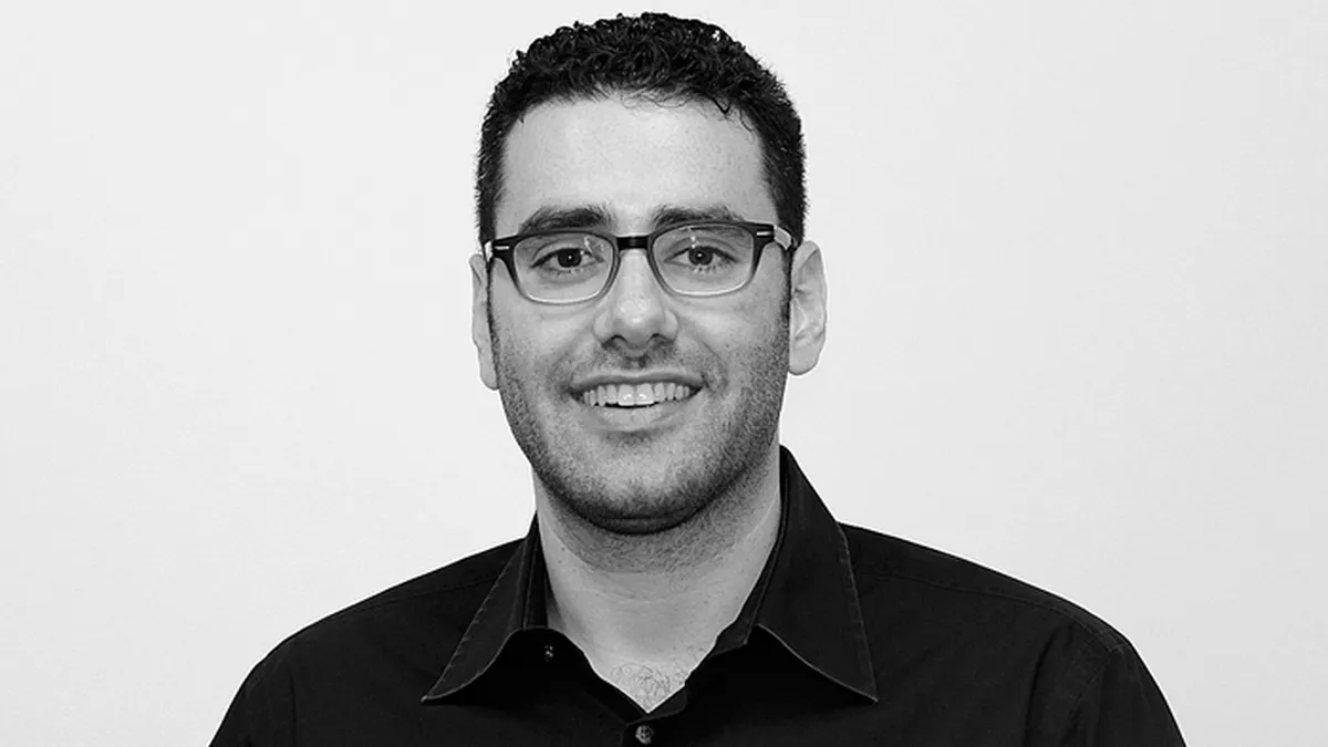 A renuntat la liceu si a ajuns la un business de 1 miliard de dolari vanzand telefoane pe care nu si le dorea nimeni