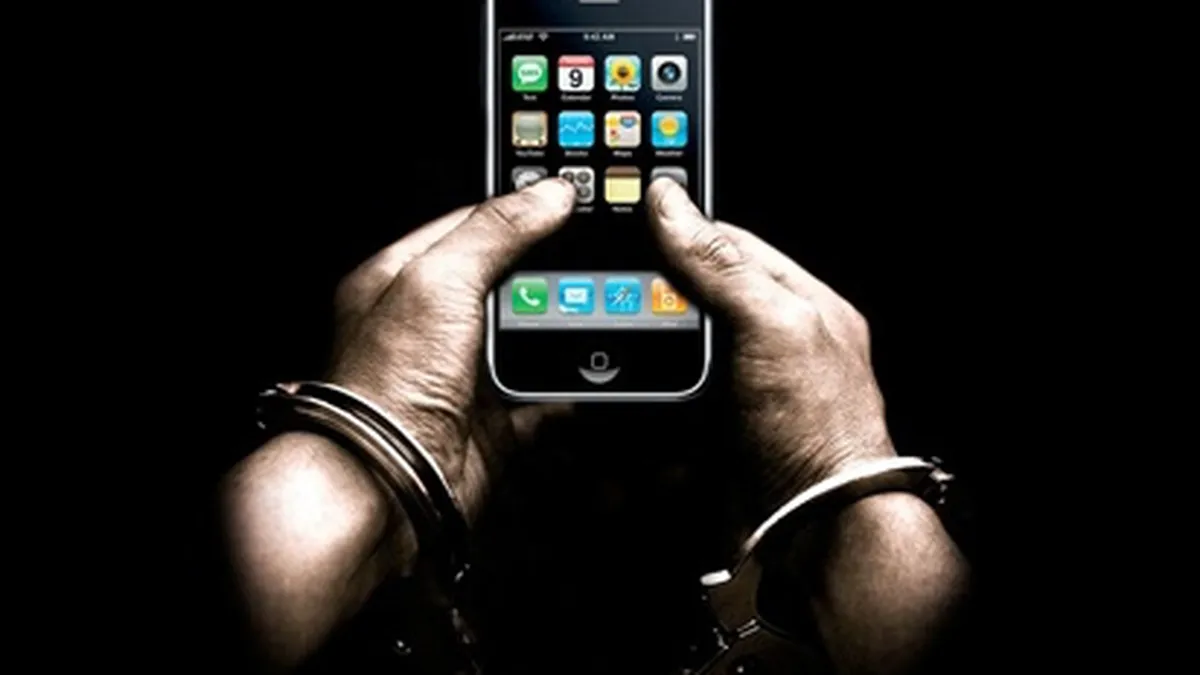 Atentie, provoaca dependenta! De ce ar trebui ca smartphone-urile sa fie vandute doar cu acest avertisment