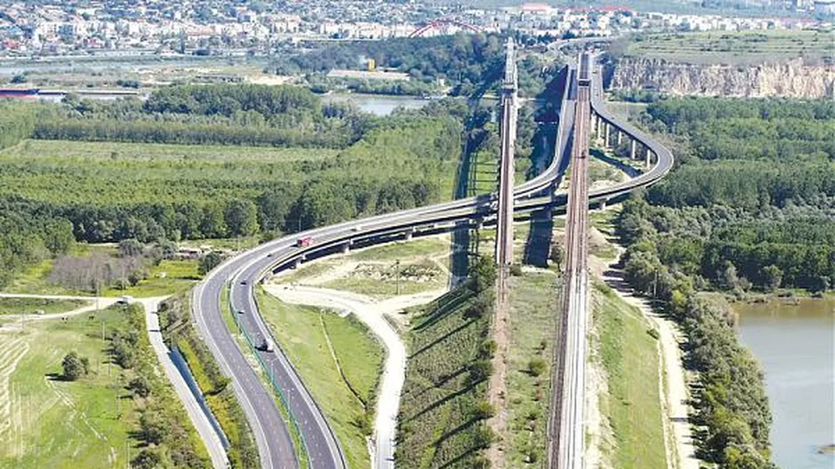 Taxa de trecere a podului de la Fetesti va putea fi platita si prin SMS sau in benzinarii