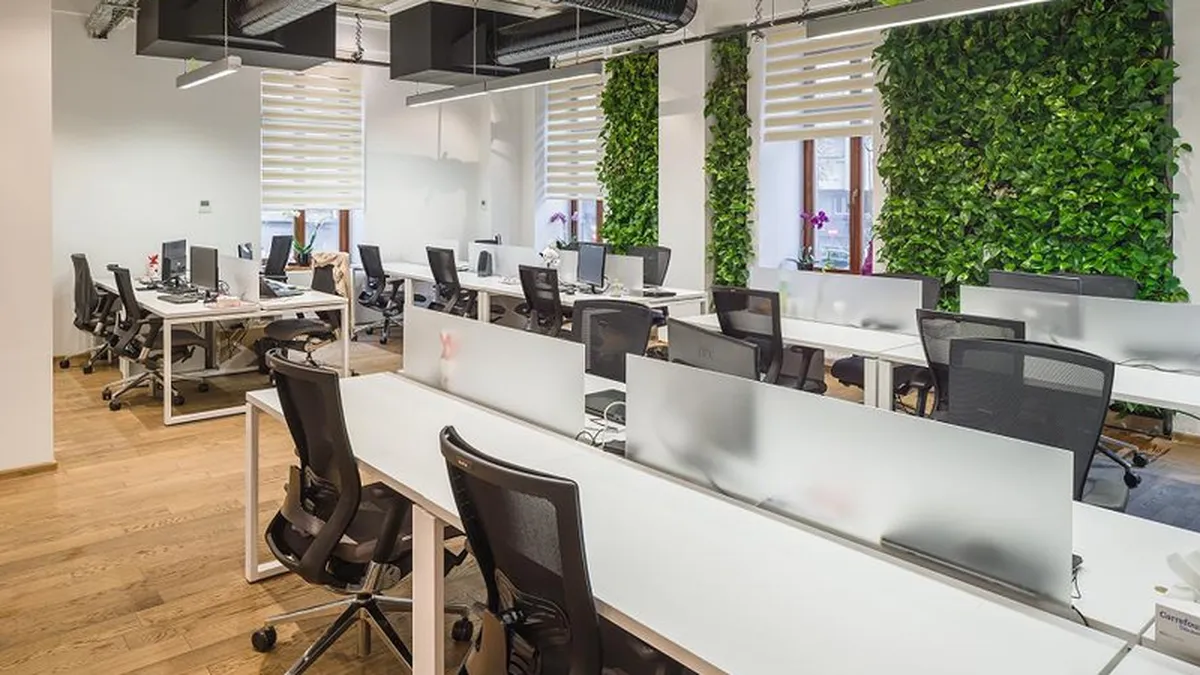 Cum influenteaza noile tehnologii amenajarea birourilor