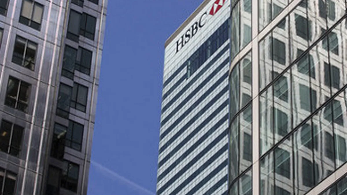 Banca britanica implicata intr-un urias scandal de evaziune va concedia 20.000 de oameni