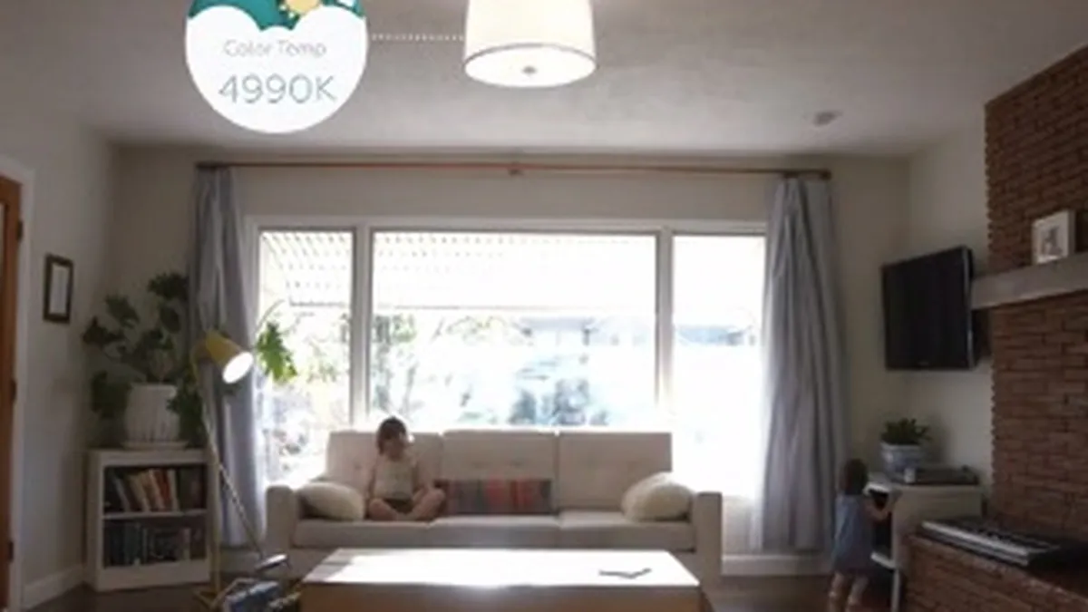 Becul inteligent care iti da mai multa energie ziua si te ajuta sa dormi noaptea (Video)