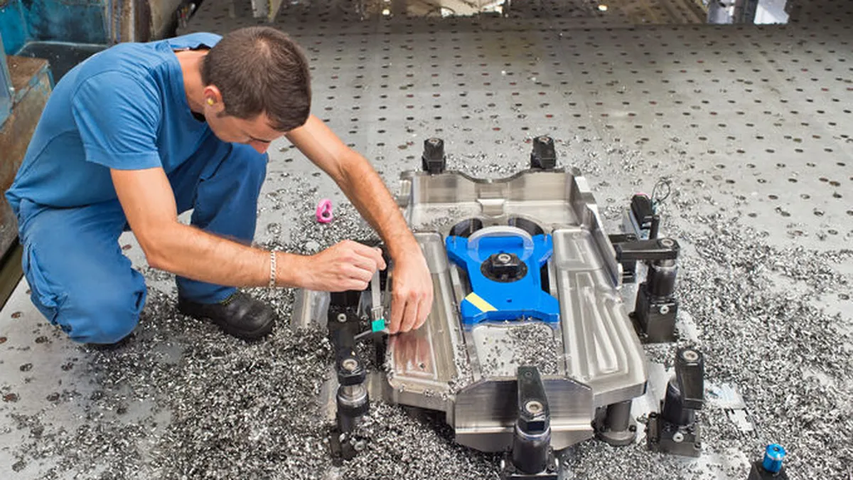 Airbus începe producția primului A330neo, ce consumă cu 14% mai puțin combustibil