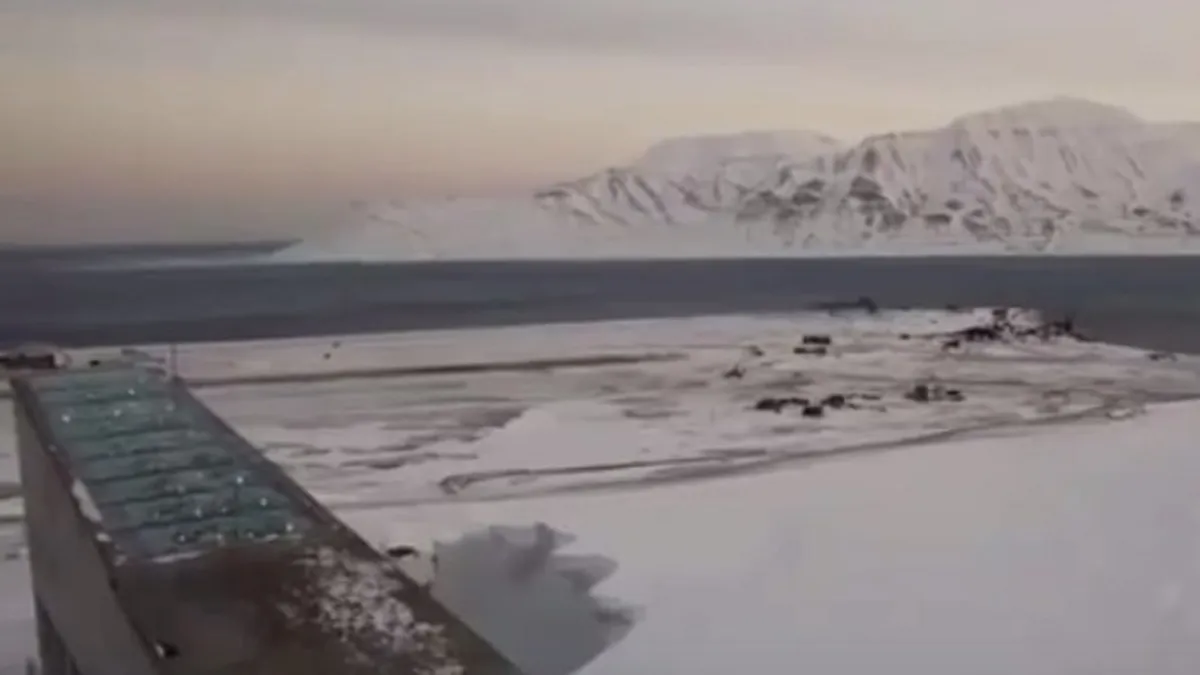 Seiful Apocalipsei se deschide pentru prima dată. Care este motivul