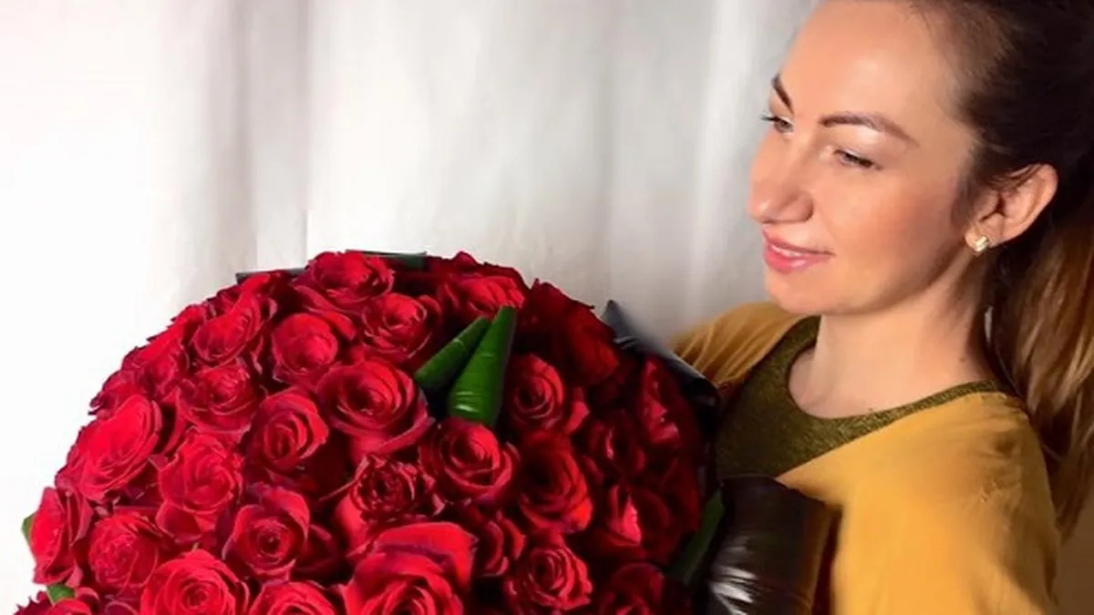 Magnolia: Aranjament compus din 301 trandafiri, cea mai mare comandă de Valentine''s Day