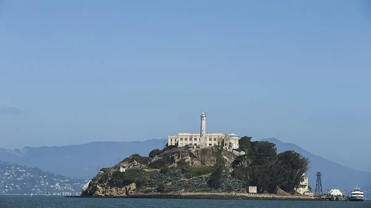 History exploreaza secretele din Alcatraz