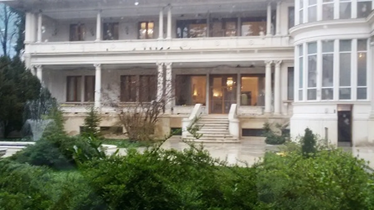 Cat valoreaza fosta resedinta din Primaverii a familiei Ceausescu
