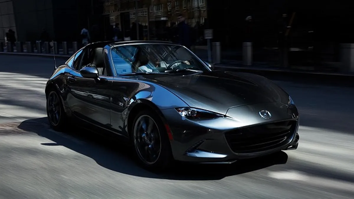 Mazda MX-5 RF debutează în România