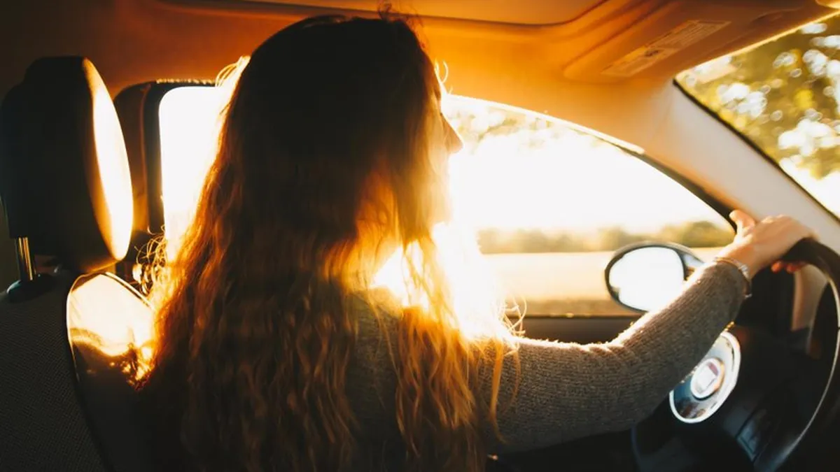 O treime dintre accidentele auto ale femeilor sunt provocate de celalalt sofer
