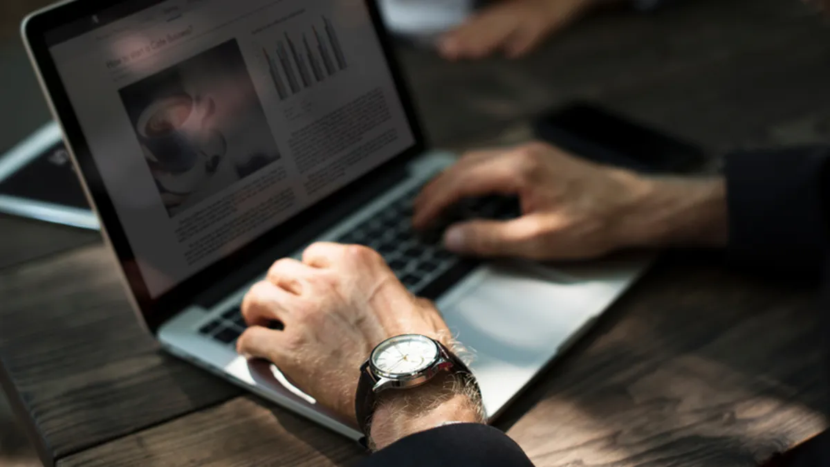 Patru lumi ale muncii posibile in 2030