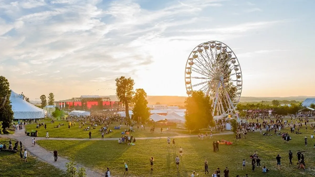 Electric City: cum devin 30 de hectare un oraș care trăiește doar cinci zile și cine sunt locuitorii lui