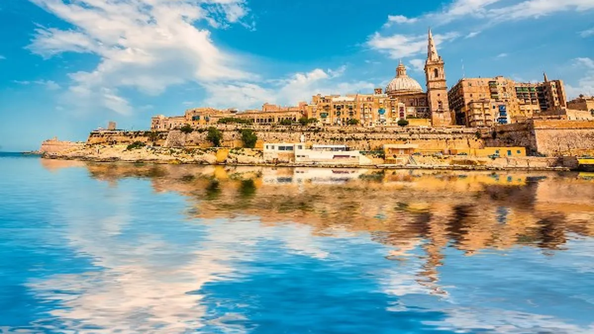 Romanii calatoresc cu aproape 50% mai ieftin in vacantele de toamna