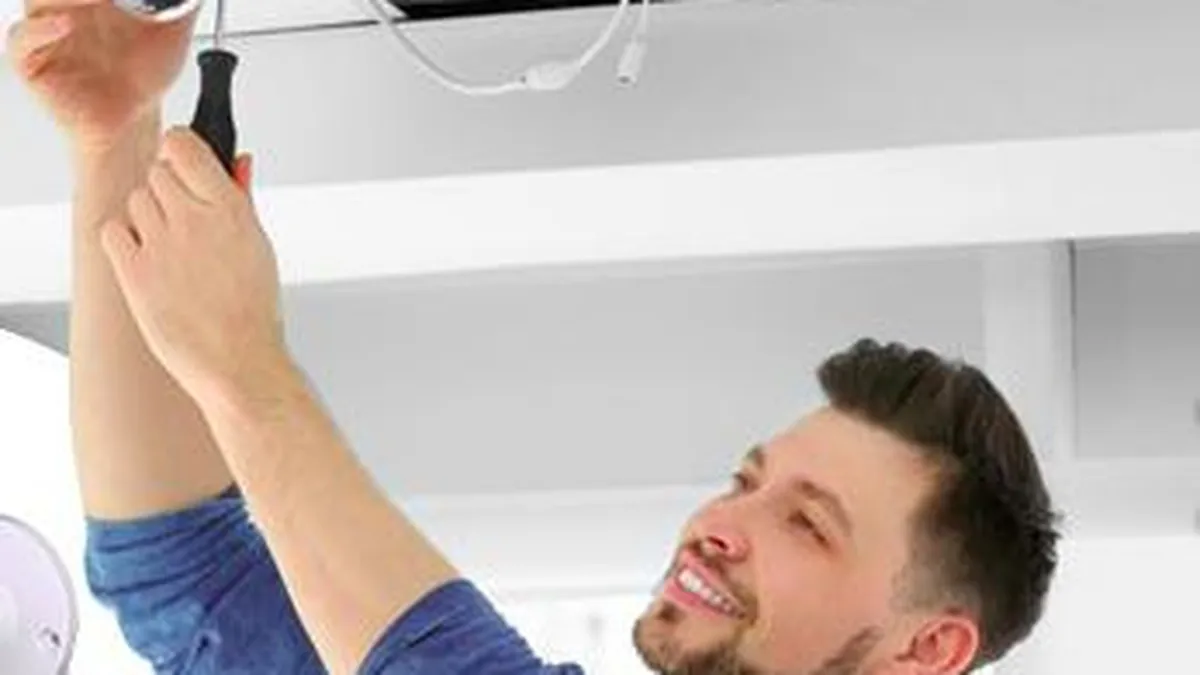 Peste 65% dintre romani sunt de acord cu masurarea temperaturii corporale in scoli, spitale, magazine, institutii publice si la locul de munca