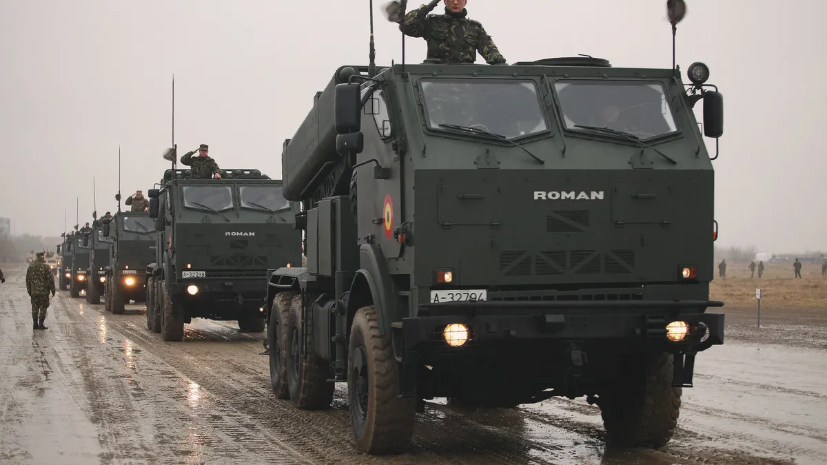 Armata Română își vinde blindatele. Cine sunt românii care vor putea să le achiziționeze