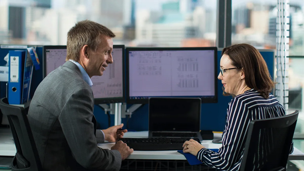 Creator de conţinut online, ofiţer de politici recreaţionale, printre noile ocupaţii care vor fi introduse în Clasificarea Ocupaţiilor din România