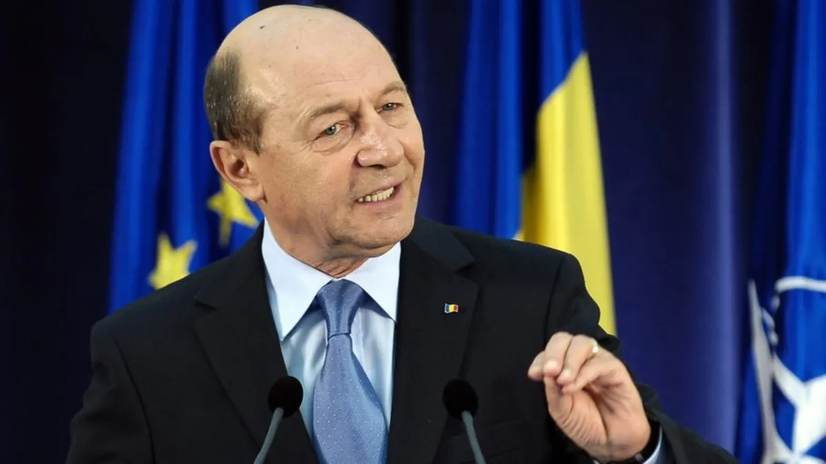 Alegeri prezidențiale 2025 turul al doilea. Traian Băsescu a mers la vot: „E o zi decisivă!”
