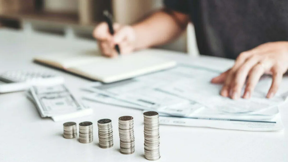 Continuăm să ne îndatorăm. Ministerul Finanțelor a atras aproape 1,24 miliarde de lei de la bănci