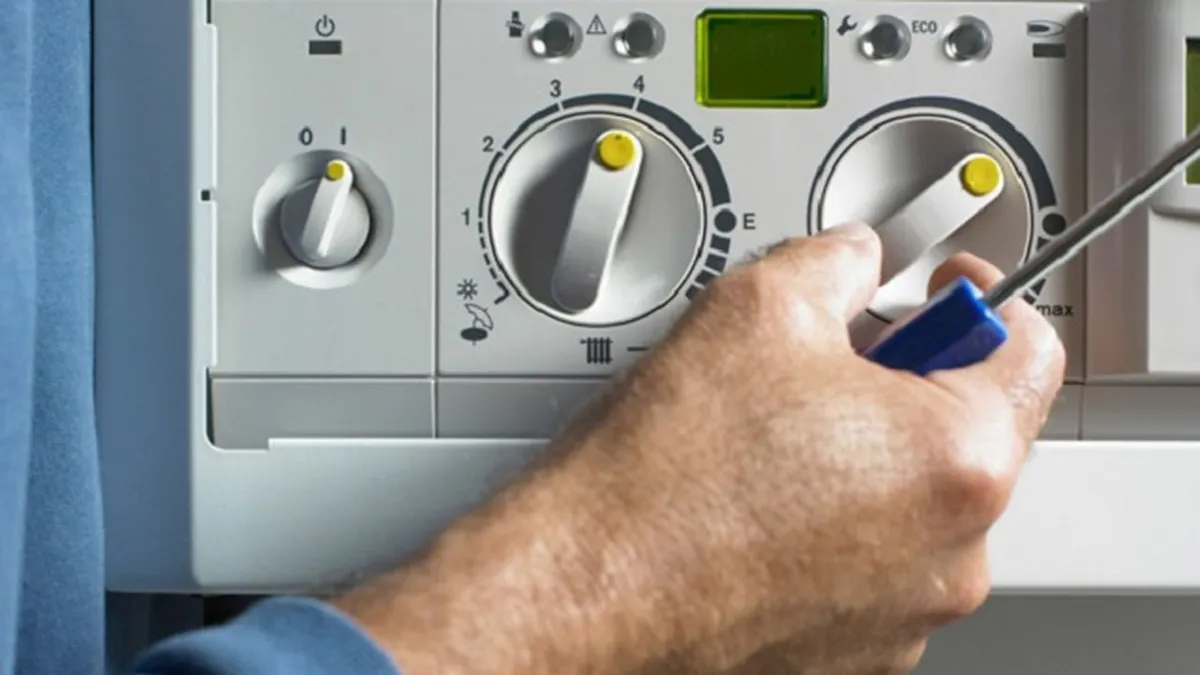 Cum setezi centrala termică pentru a nu plăti facturi uriaşe la gaze