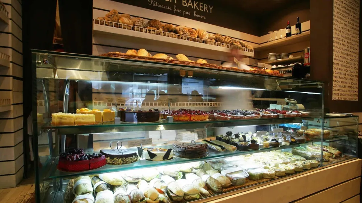 Antreprenorul din spatele cafenelelor-patiserii French Bakery: „Cred că succesul în ziua de azi înseamnă că el trebuie să fie nemilos şi să îşi urmărească ţinta de antreprenor. După 30 de ani de antreprenoriat pot să spun că eu n-aş mai lua-o de la capăt niciodată”
