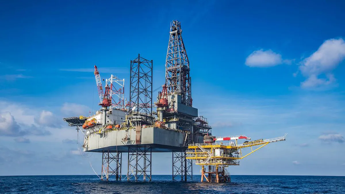 Americanii de la Carlyle ar vrea să iasă din proiectul de gaze din Marea Neagră. Compania caută un partener care sa-și asume în continuare riscul investiției