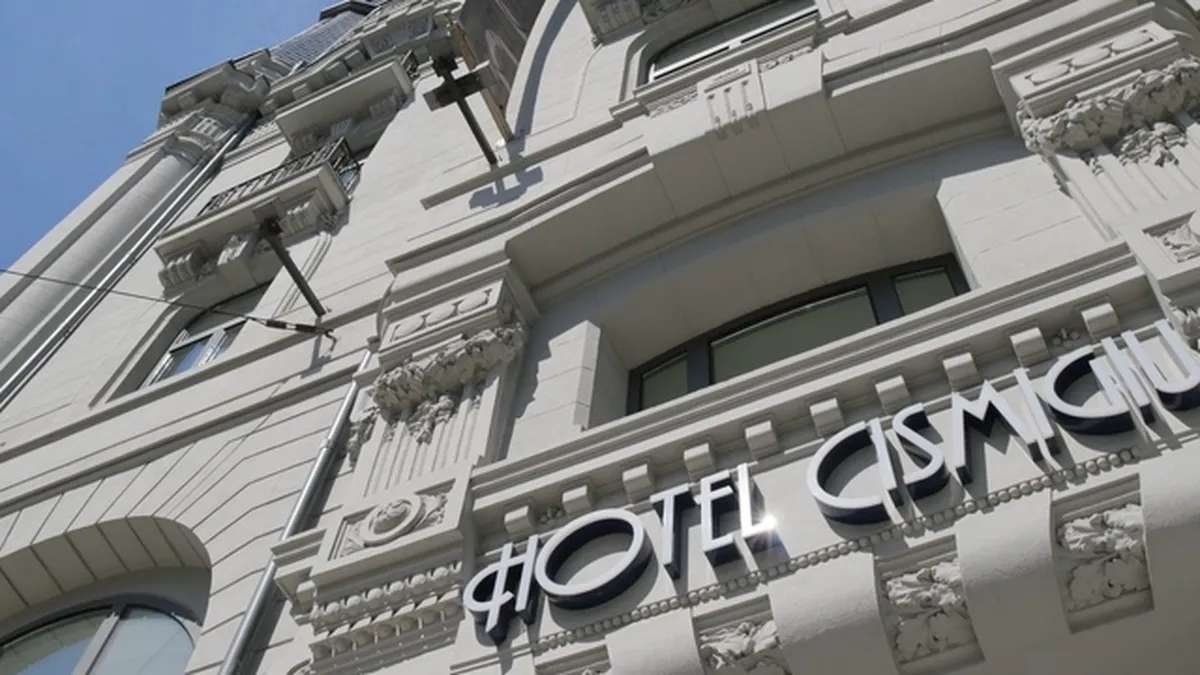 Hotelul Cişmigiu din Capitală, preferatul străinilor. A găzduit peste 175.000 de clienţi în cei 10 ani de la redeschidere