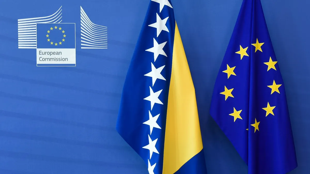 Comisia Europeană propune plafonarea prețului gazelor naturale la 275 euro/ MWh