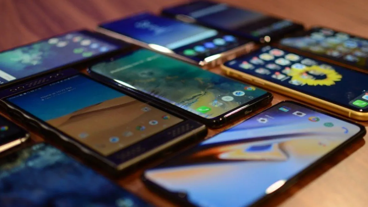 Telefonul este aproape la îndemâna oricui. Trei sferturi din populația cu vârsta de peste 10 ani deține un mobil.