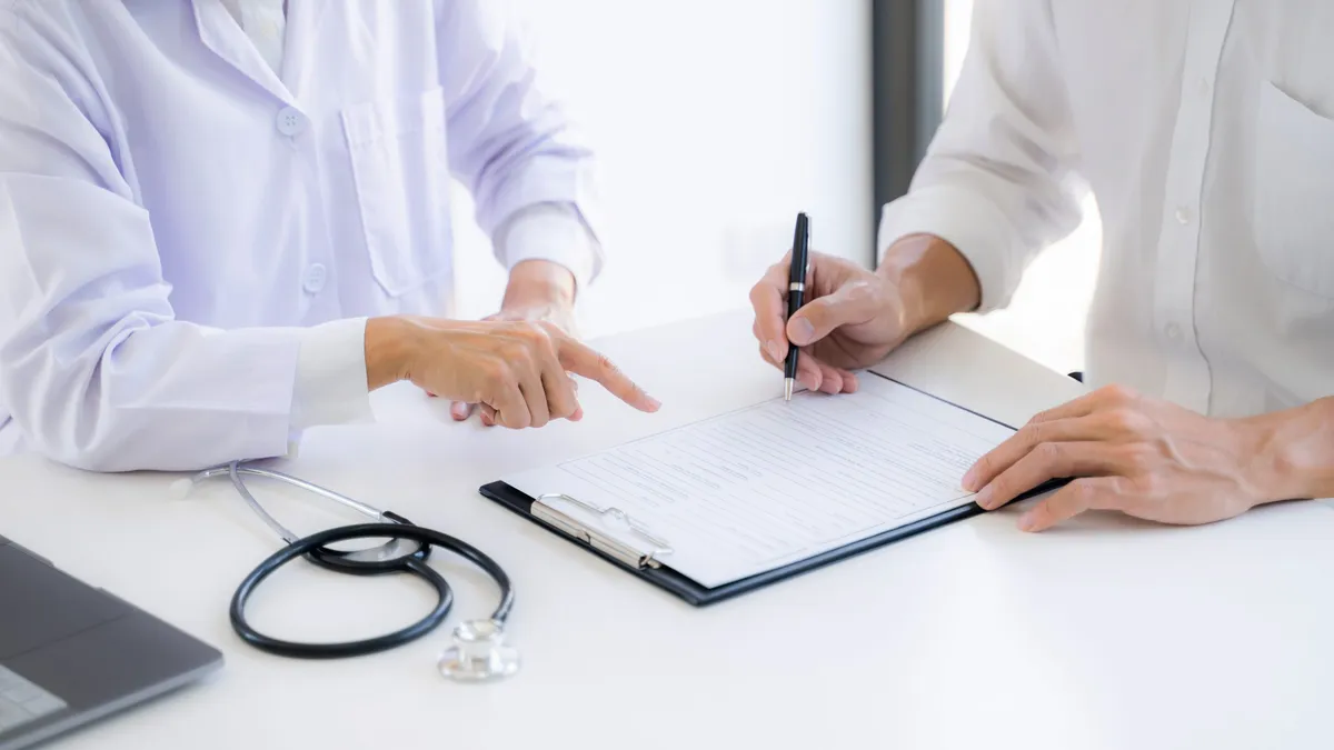 Aproape 200 de localități din România, fără medici de familie. Oamenii sunt nevoiți să parcurgă zeci de km pentru o simplă rețetă