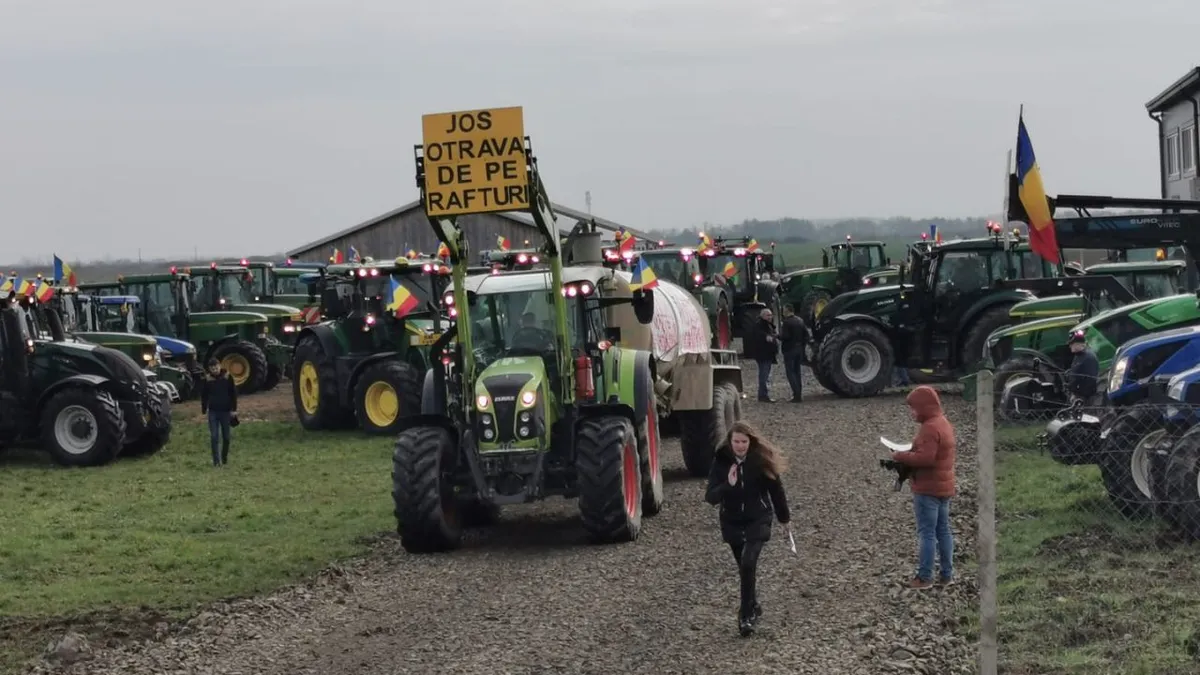 Seceta și scumpirile au scos fermierii în stradă! Protest cu tractoare la Satu Mare