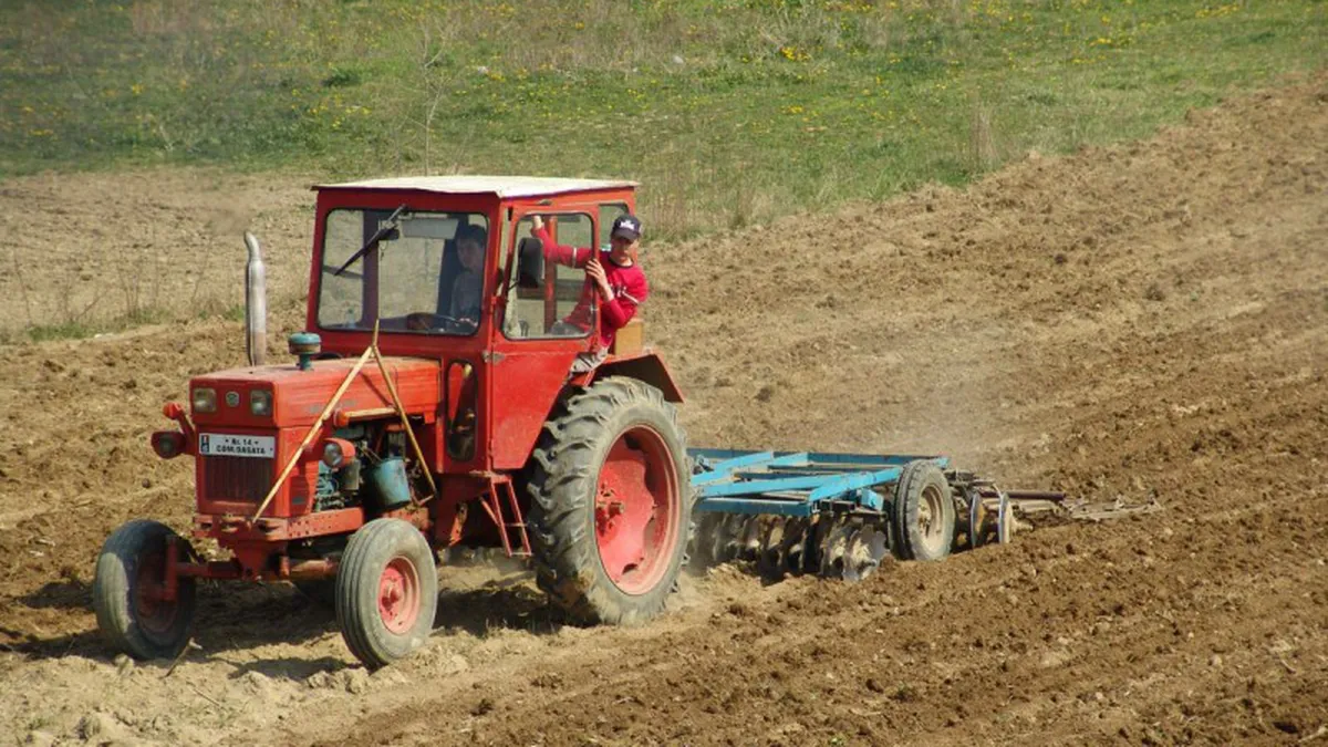 Bani pentru fermieri. Vor primi noi ajutoare pentru 2023, dar cererile trebuie depuse înainte de Crăciun