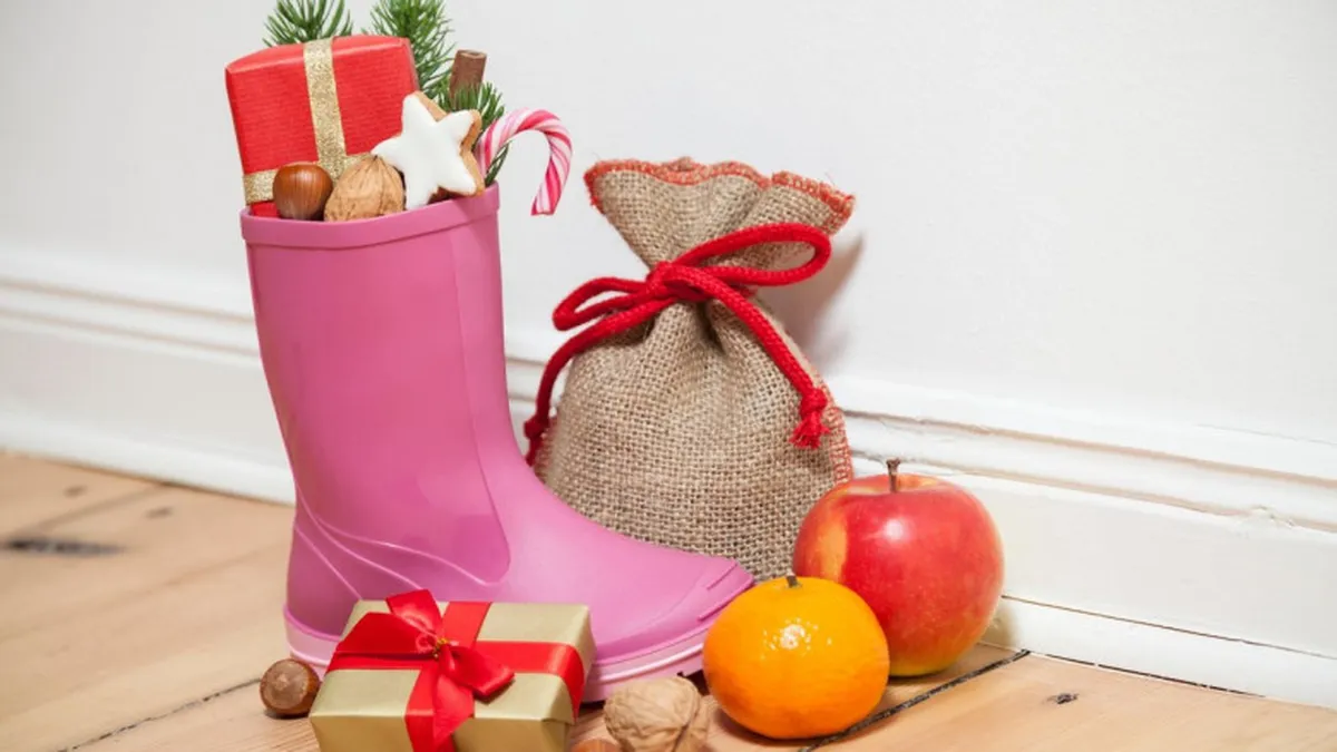 Cadourile pe care să nu le pui în ghete de Moș Nicolae și cele care aduc noroc. Ce semnificație are nuielușa