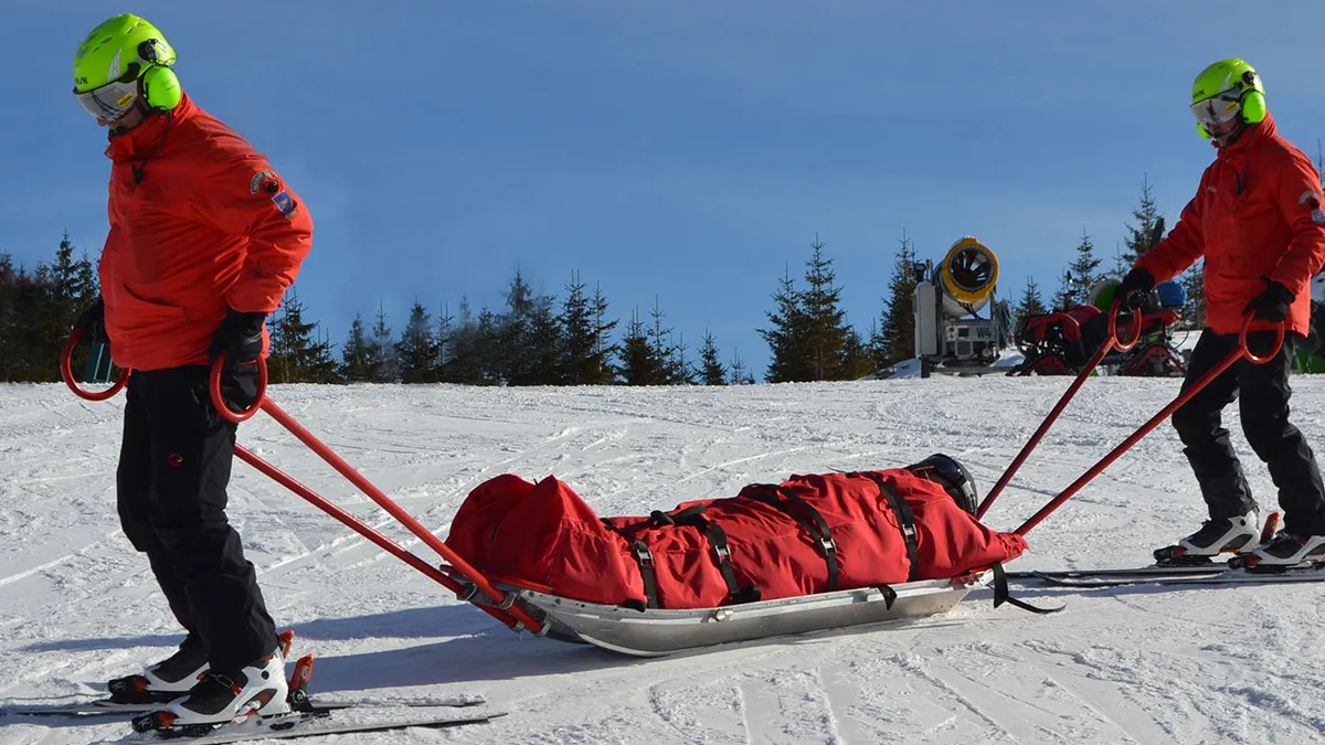 Crăciun de groază pentru salvamontiști. Dispeceratul Salvamont anunță câte persoane au avut nevoie de ajutor în doar 24 de ore