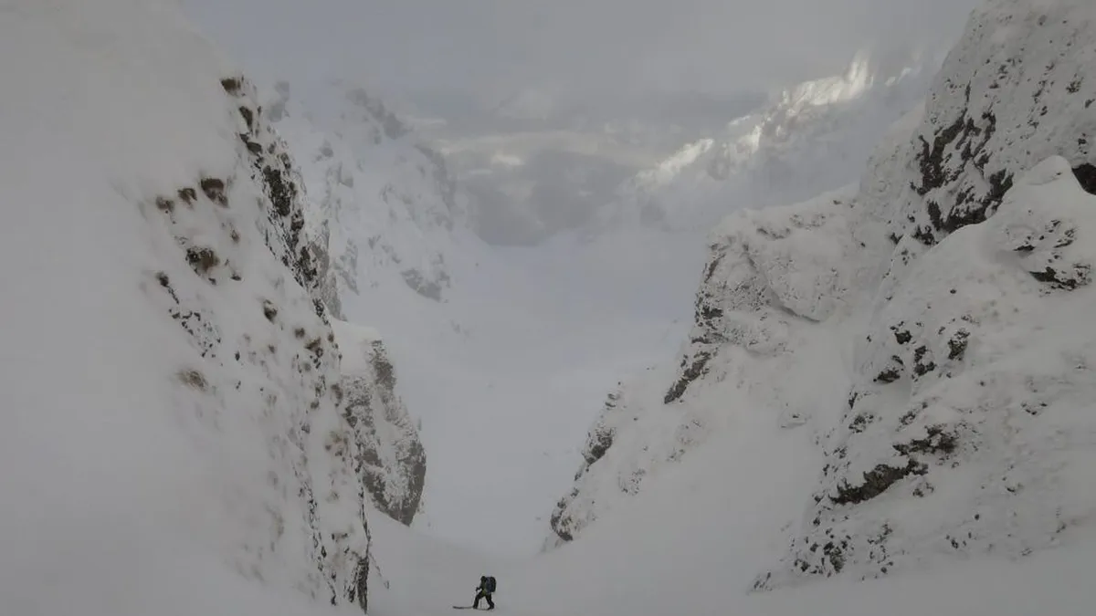 Temperaturi record raportate în România! -20 de grade, la Vârfu Omu
