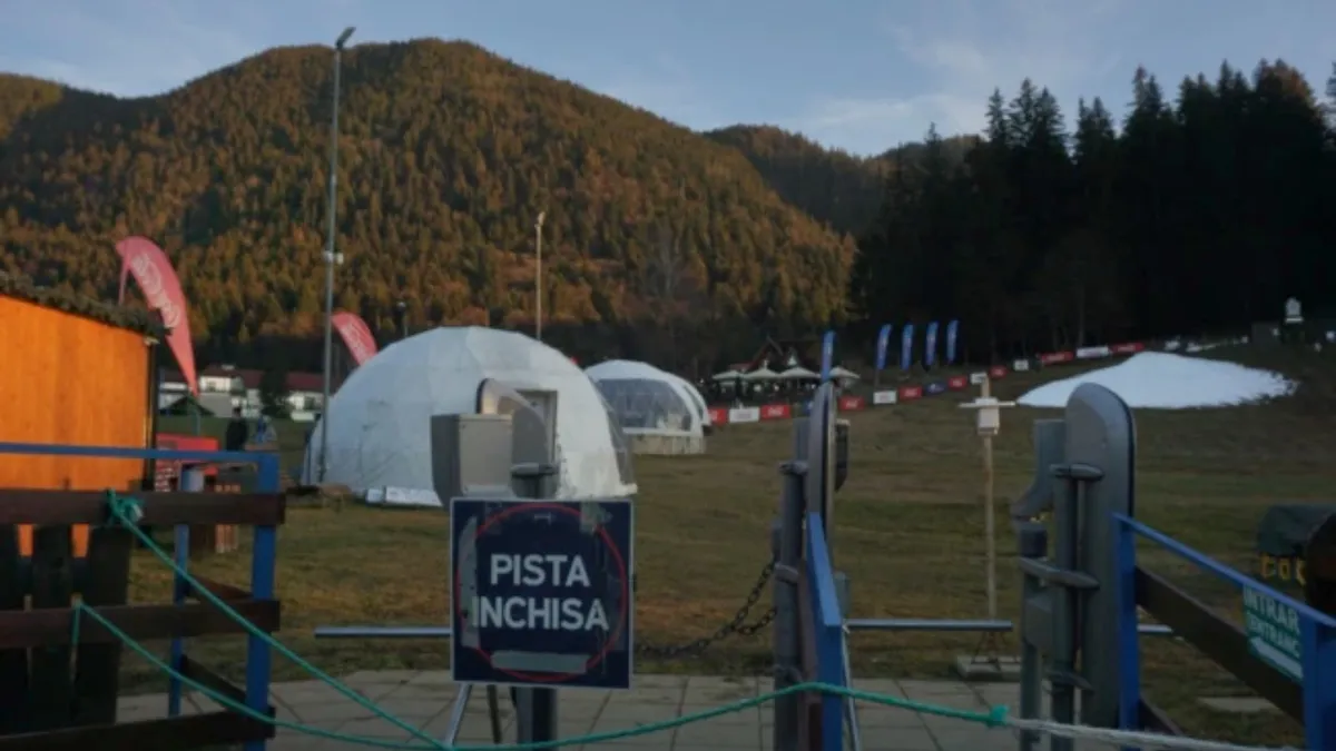 Temperaturile de primăvară dau peste cap planurile iubitorilor de schi. Straja este printre puținele stațiuni unde se poate practica acest sport