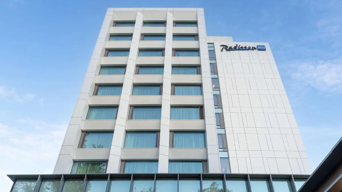 Hotelurile de 5 stele apar ca ciupercile după ploaie. Turismul românesc ridicat la rang de lux de către 10 antreprenori locali din Brăila, Tulcea, Hunedoara sau Târgu-Jiu